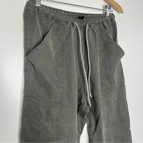 Natalie Busby Casual Crop Wide Leg Straight Pants Size Medium - Picture 6 of 8